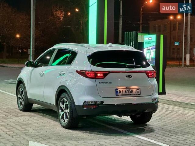 Білий Кіа Sportage, об'ємом двигуна 1.6 л та пробігом 72 тис. км за 18900 $, фото 17 на Automoto.ua