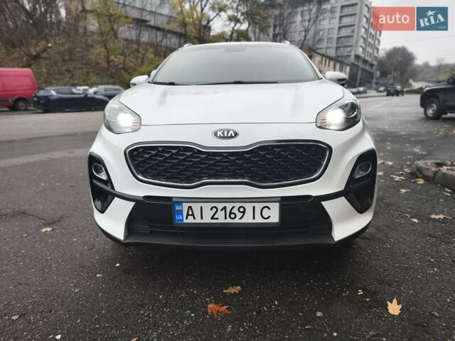 Белый Киа Sportage, объемом двигателя 1.6 л и пробегом 151 тыс. км за 19500 $, фото 14 на Automoto.ua