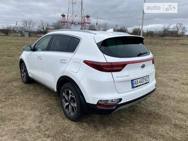 Білий Кіа Sportage, об'ємом двигуна 2 л та пробігом 119 тис. км за 24900 $, фото 5 на Automoto.ua