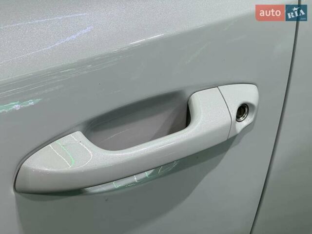 Білий Кіа Sportage, об'ємом двигуна 1.6 л та пробігом 72 тис. км за 18900 $, фото 46 на Automoto.ua