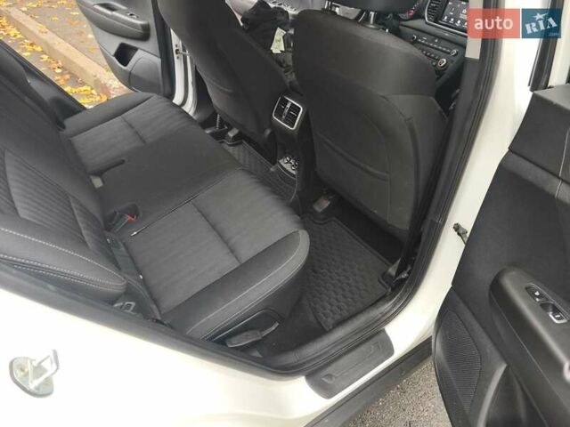 Белый Киа Sportage, объемом двигателя 1.6 л и пробегом 151 тыс. км за 19500 $, фото 23 на Automoto.ua