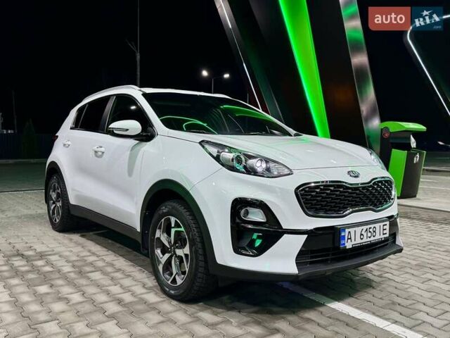 Білий Кіа Sportage, об'ємом двигуна 1.6 л та пробігом 72 тис. км за 18900 $, фото 25 на Automoto.ua