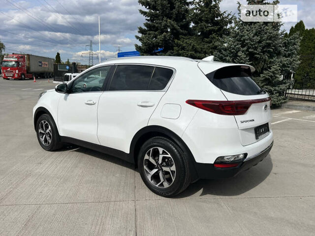 Белый Киа Sportage, объемом двигателя 1.59 л и пробегом 53 тыс. км за 18900 $, фото 5 на Automoto.ua