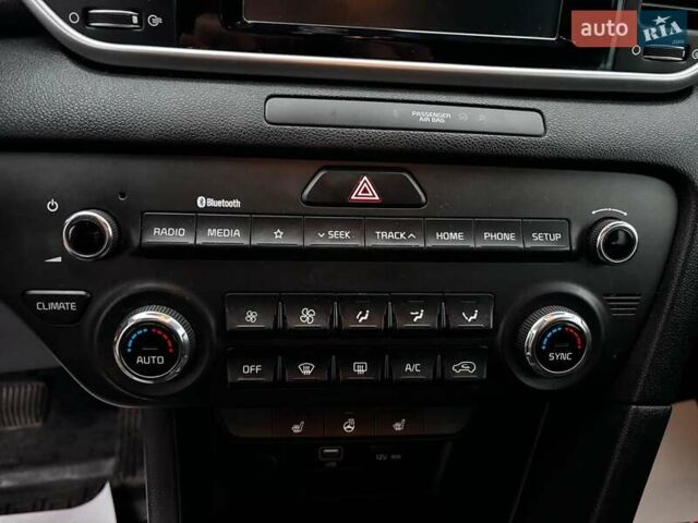 Белый Киа Sportage, объемом двигателя 1.6 л и пробегом 61 тыс. км за 19990 $, фото 20 на Automoto.ua