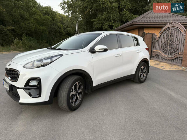 Білий Кіа Sportage, об'ємом двигуна 1.6 л та пробігом 71 тис. км за 16500 $, фото 4 на Automoto.ua