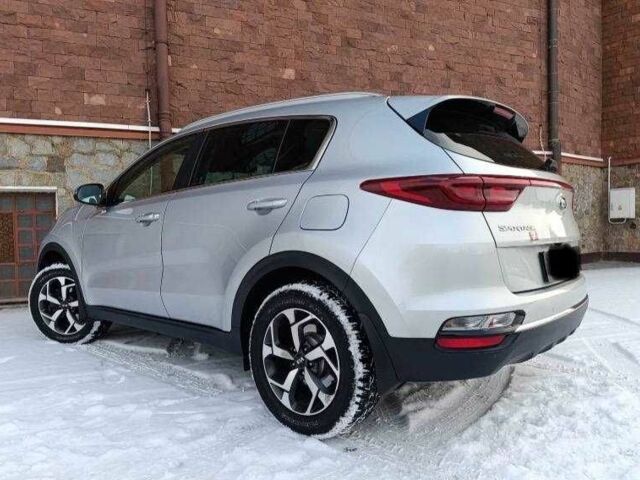 Белый Киа Sportage, объемом двигателя 2 л и пробегом 102 тыс. км за 10200 $, фото 5 на Automoto.ua