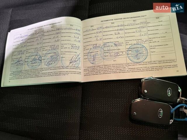 Білий Кіа Sportage, об'ємом двигуна 1.6 л та пробігом 72 тис. км за 18900 $, фото 4 на Automoto.ua