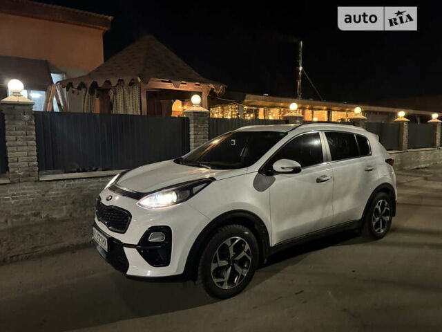 Белый Киа Sportage, объемом двигателя 1.59 л и пробегом 71 тыс. км за 21000 $, фото 5 на Automoto.ua