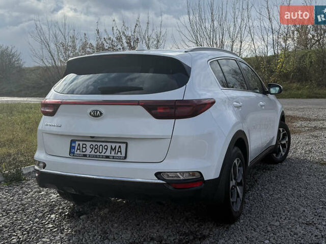 Белый Киа Sportage, объемом двигателя 1.59 л и пробегом 142 тыс. км за 15000 $, фото 4 на Automoto.ua
