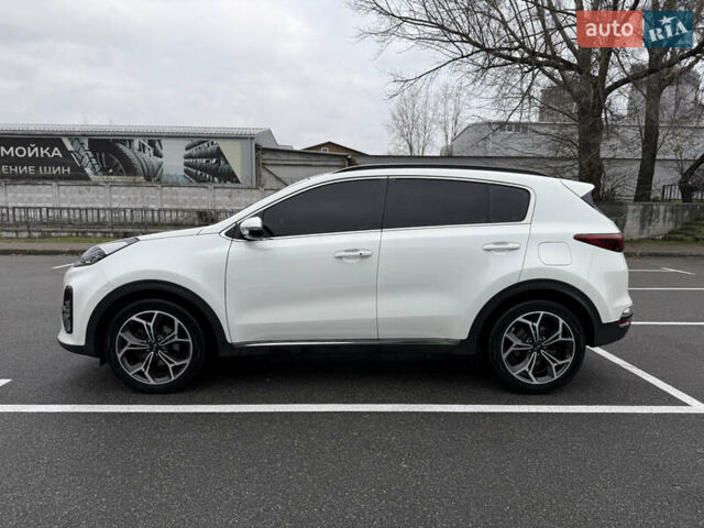 Белый Киа Sportage, объемом двигателя 2 л и пробегом 129 тыс. км за 24900 $, фото 2 на Automoto.ua
