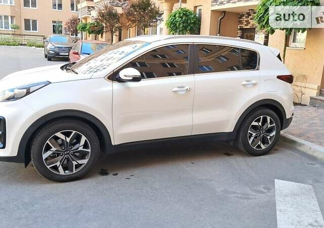 Белый Киа Sportage, объемом двигателя 2 л и пробегом 131 тыс. км за 22800 $, фото 11 на Automoto.ua