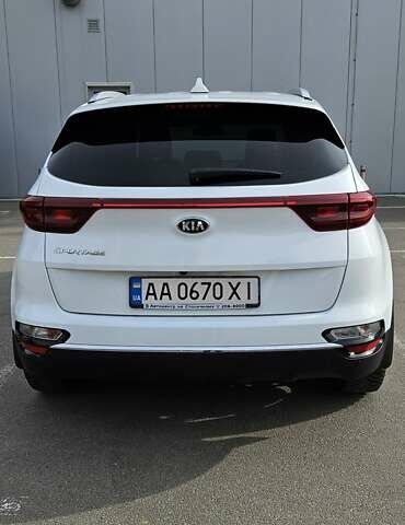 Белый Киа Sportage, объемом двигателя 1.59 л и пробегом 47 тыс. км за 19000 $, фото 7 на Automoto.ua