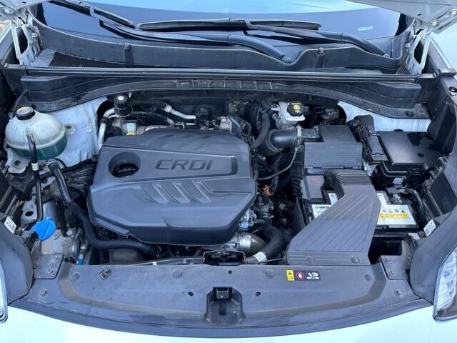 Белый Киа Sportage, объемом двигателя 1.6 л и пробегом 147 тыс. км за 16500 $, фото 5 на Automoto.ua