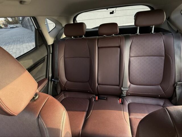 Белый Киа Sportage, объемом двигателя 1.6 л и пробегом 180 тыс. км за 22000 $, фото 17 на Automoto.ua