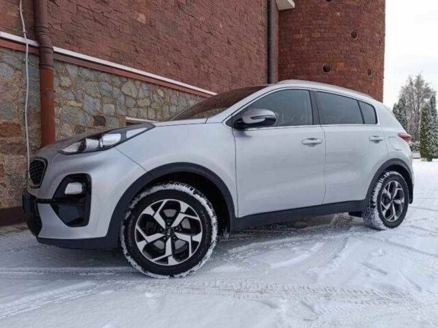 Белый Киа Sportage, объемом двигателя 2 л и пробегом 102 тыс. км за 10200 $, фото 4 на Automoto.ua