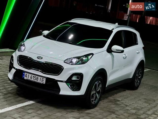 Білий Кіа Sportage, об'ємом двигуна 1.6 л та пробігом 72 тис. км за 18900 $, фото 22 на Automoto.ua