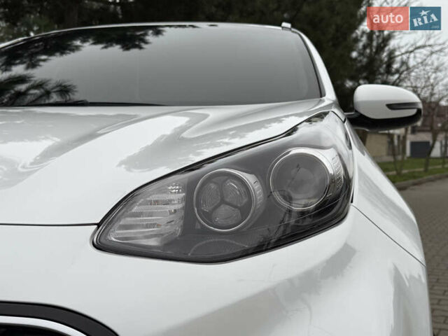 Белый Киа Sportage, объемом двигателя 1.59 л и пробегом 72 тыс. км за 18500 $, фото 12 на Automoto.ua