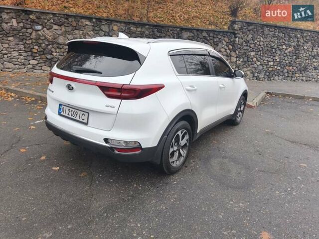 Белый Киа Sportage, объемом двигателя 1.6 л и пробегом 151 тыс. км за 19500 $, фото 5 на Automoto.ua