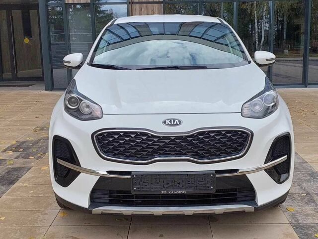 Белый Киа Sportage, объемом двигателя 2 л и пробегом 47 тыс. км за 8300 $, фото 4 на Automoto.ua