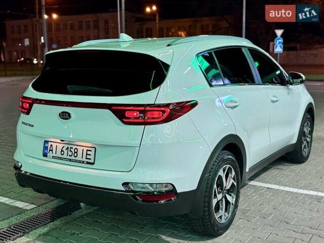 Білий Кіа Sportage, об'ємом двигуна 1.6 л та пробігом 72 тис. км за 18900 $, фото 35 на Automoto.ua