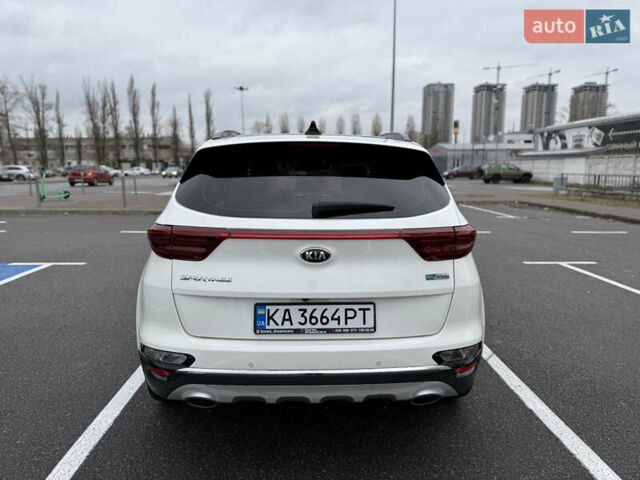 Белый Киа Sportage, объемом двигателя 2 л и пробегом 129 тыс. км за 24900 $, фото 4 на Automoto.ua