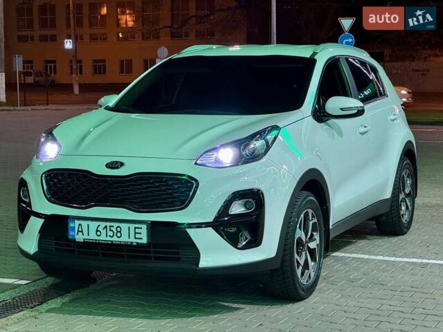Білий Кіа Sportage, об'ємом двигуна 1.6 л та пробігом 72 тис. км за 18900 $, фото 33 на Automoto.ua