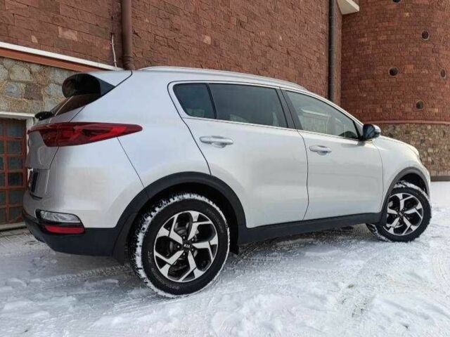 Белый Киа Sportage, объемом двигателя 2 л и пробегом 102 тыс. км за 10200 $, фото 11 на Automoto.ua