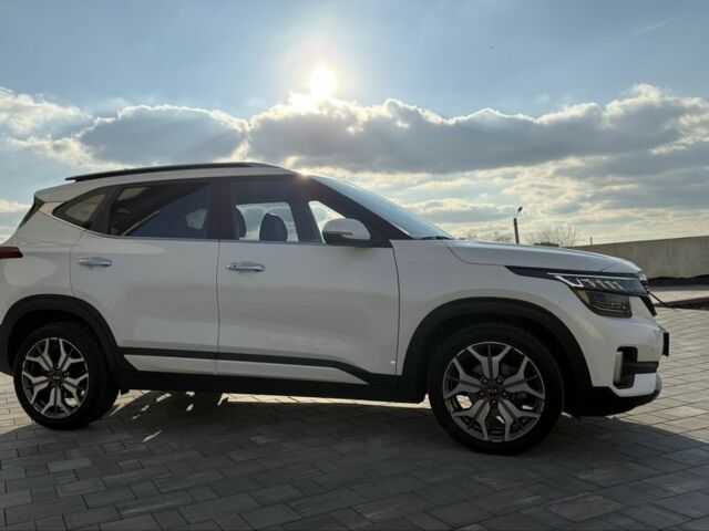 Белый Киа Sportage, объемом двигателя 1.6 л и пробегом 180 тыс. км за 22000 $, фото 3 на Automoto.ua