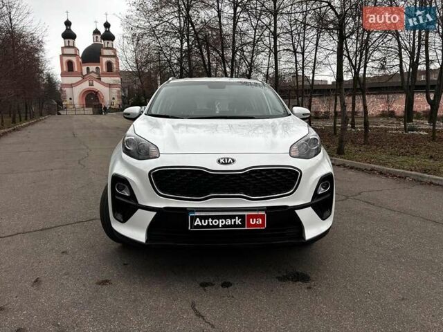 Белый Киа Sportage, объемом двигателя 1.6 л и пробегом 61 тыс. км за 19990 $, фото 7 на Automoto.ua