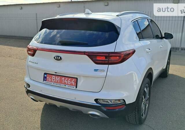 Белый Киа Sportage, объемом двигателя 2 л и пробегом 113 тыс. км за 22900 $, фото 11 на Automoto.ua