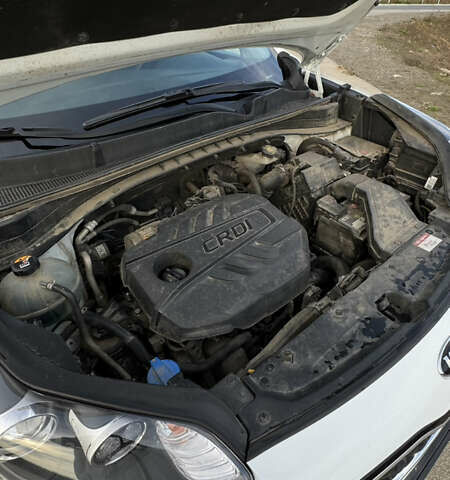 Белый Киа Sportage, объемом двигателя 1.6 л и пробегом 148 тыс. км за 16500 $, фото 30 на Automoto.ua