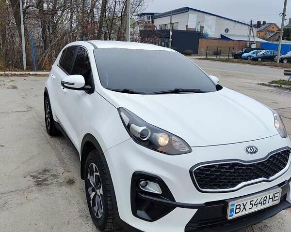 Белый Киа Sportage, объемом двигателя 1.59 л и пробегом 98 тыс. км за 17000 $, фото 5 на Automoto.ua