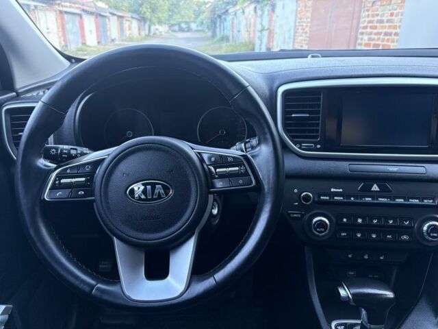Белый Киа Sportage, объемом двигателя 1.6 л и пробегом 66 тыс. км за 19500 $, фото 12 на Automoto.ua