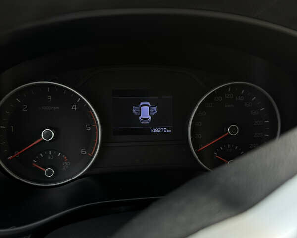 Белый Киа Sportage, объемом двигателя 1.6 л и пробегом 148 тыс. км за 16500 $, фото 25 на Automoto.ua