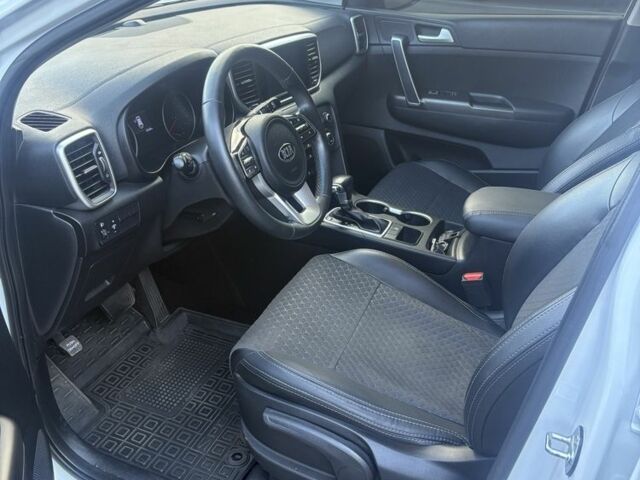 Белый Киа Sportage, объемом двигателя 1.6 л и пробегом 66 тыс. км за 19500 $, фото 4 на Automoto.ua