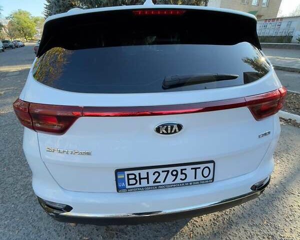 Білий Кіа Sportage, об'ємом двигуна 1.6 л та пробігом 67 тис. км за 22300 $, фото 35 на Automoto.ua