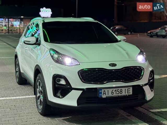 Білий Кіа Sportage, об'ємом двигуна 1.6 л та пробігом 72 тис. км за 18900 $, фото 40 на Automoto.ua