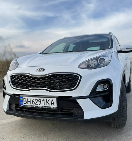 Белый Киа Sportage, объемом двигателя 1.6 л и пробегом 148 тыс. км за 16500 $, фото 8 на Automoto.ua