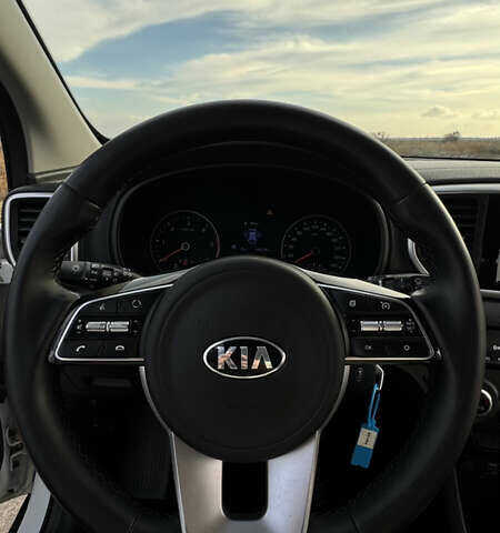 Белый Киа Sportage, объемом двигателя 1.6 л и пробегом 148 тыс. км за 16500 $, фото 24 на Automoto.ua