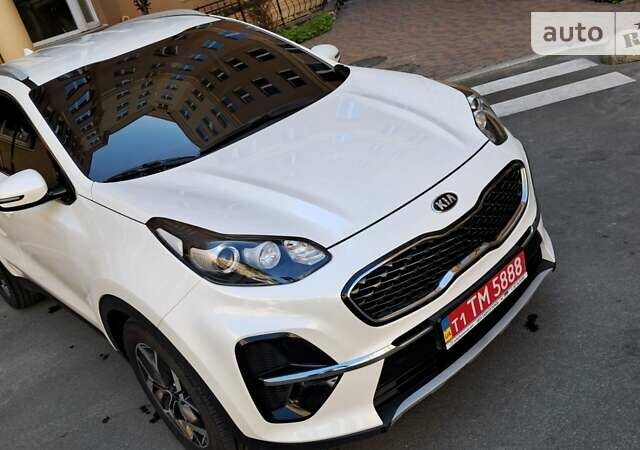 Білий Кіа Sportage, об'ємом двигуна 2 л та пробігом 131 тис. км за 22800 $, фото 9 на Automoto.ua