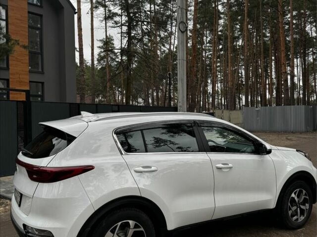 Білий Кіа Sportage, об'ємом двигуна 0.16 л та пробігом 60 тис. км за 19599 $, фото 5 на Automoto.ua