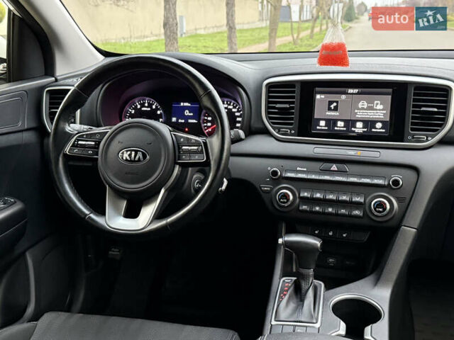 Белый Киа Sportage, объемом двигателя 1.59 л и пробегом 72 тыс. км за 18500 $, фото 96 на Automoto.ua