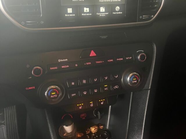 Белый Киа Sportage, объемом двигателя 1.6 л и пробегом 147 тыс. км за 16500 $, фото 12 на Automoto.ua