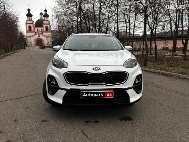 Білий Кіа Sportage, об'ємом двигуна 1.6 л та пробігом 61 тис. км за 19990 $, фото 1 на Automoto.ua