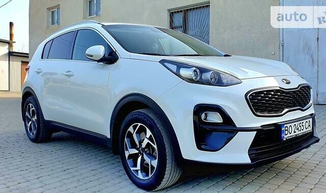 Белый Киа Sportage, объемом двигателя 1.59 л и пробегом 36 тыс. км за 21900 $, фото 32 на Automoto.ua