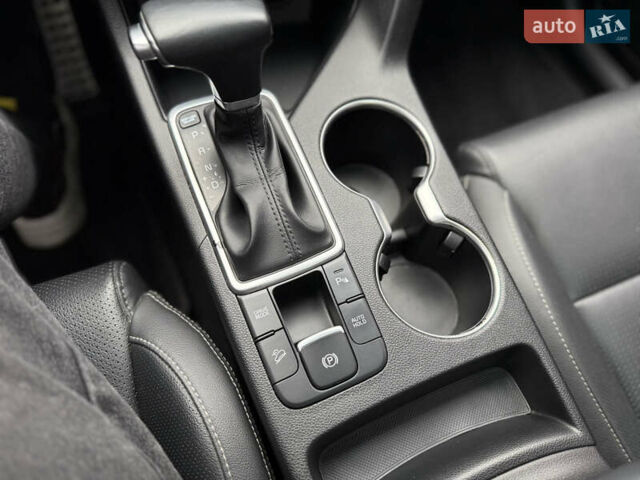 Белый Киа Sportage, объемом двигателя 2 л и пробегом 129 тыс. км за 24900 $, фото 21 на Automoto.ua