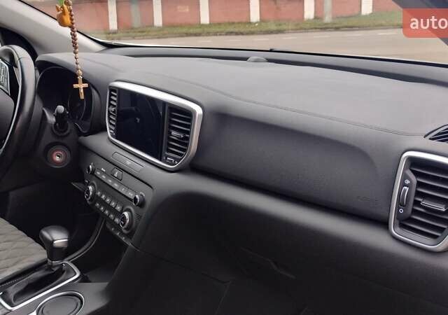 Белый Киа Sportage, объемом двигателя 1.59 л и пробегом 22 тыс. км за 20900 $, фото 15 на Automoto.ua