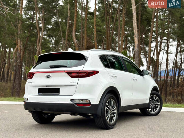 Белый Киа Sportage, объемом двигателя 1.6 л и пробегом 84 тыс. км за 19700 $, фото 13 на Automoto.ua
