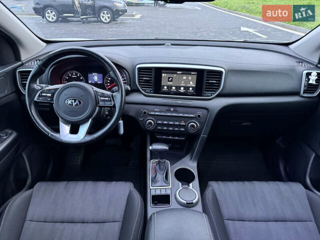 Білий Кіа Sportage, об'ємом двигуна 1.6 л та пробігом 49 тис. км за 18500 $, фото 52 на Automoto.ua