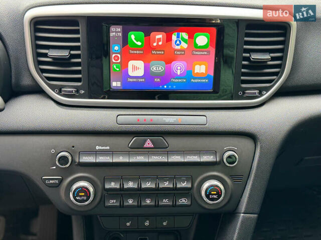 Білий Кіа Sportage, об'ємом двигуна 1.6 л та пробігом 80 тис. км за 21000 $, фото 26 на Automoto.ua